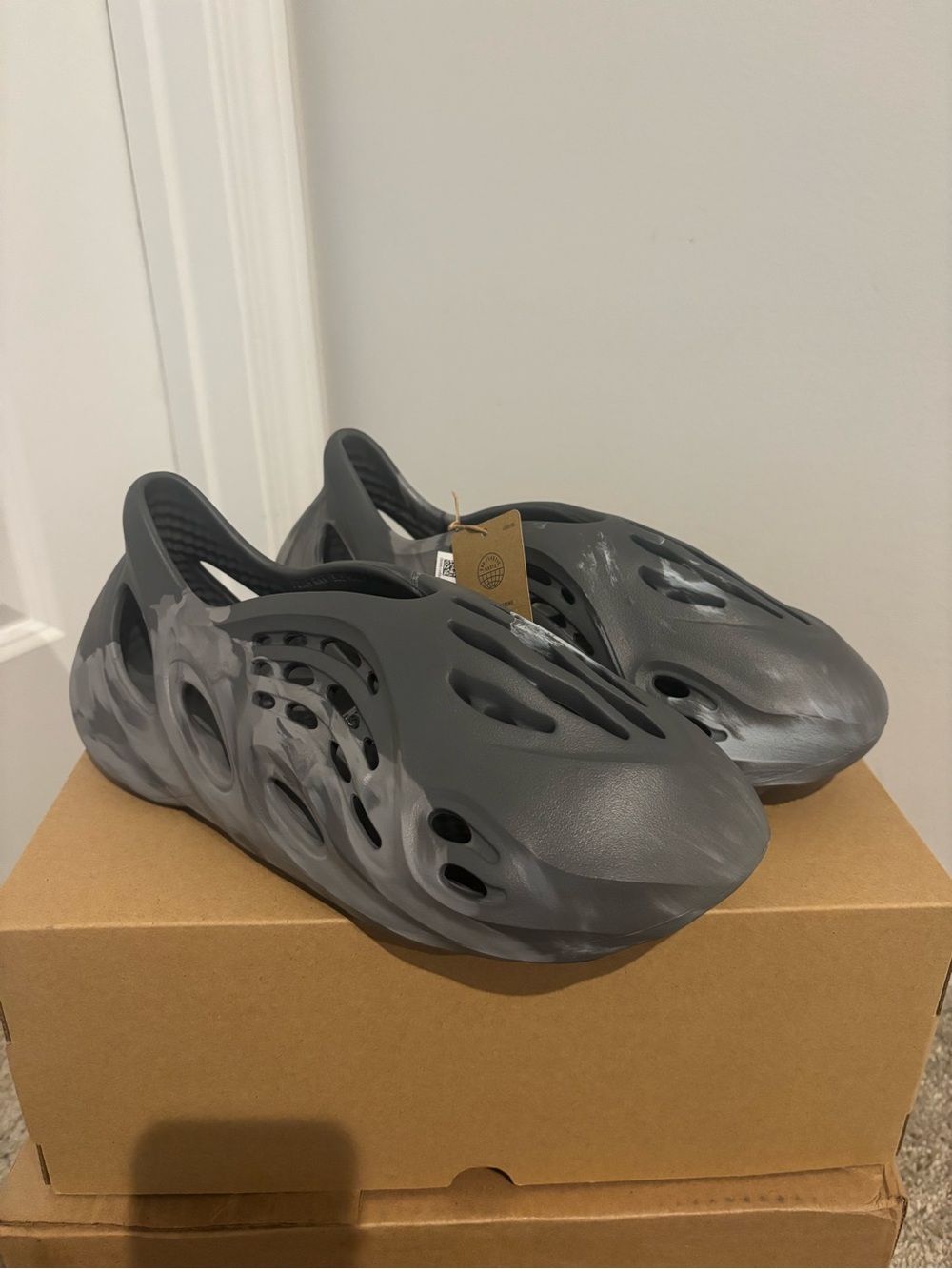 Adidas Yeezy Foam Runner RNNR MX Granite Size 9